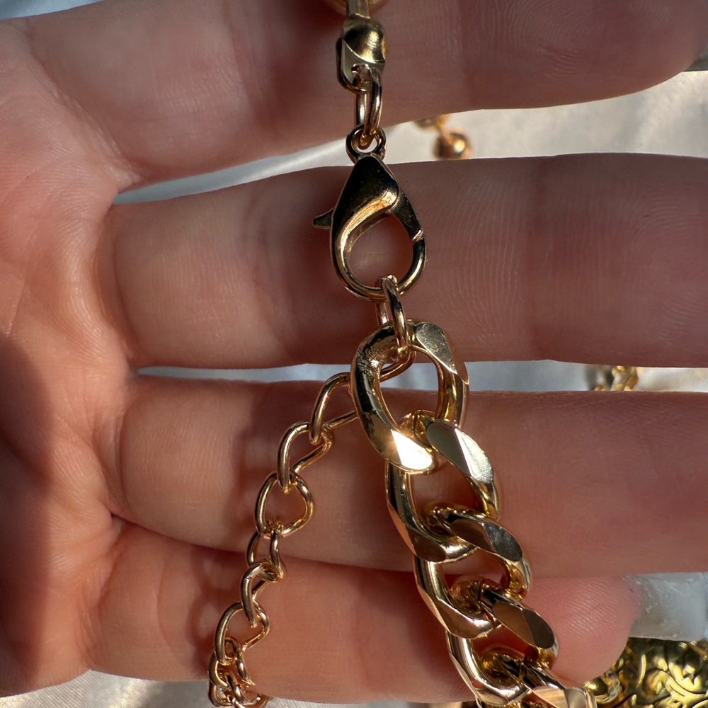 Zara adjustable gold unique Heart Charm Necklace - Picture 8 of 8